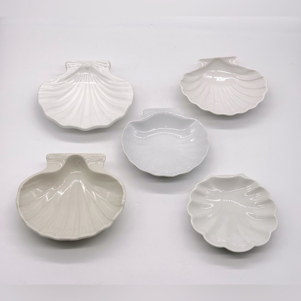 Shell ceramic dishes. Set of 5 Mixed Makers